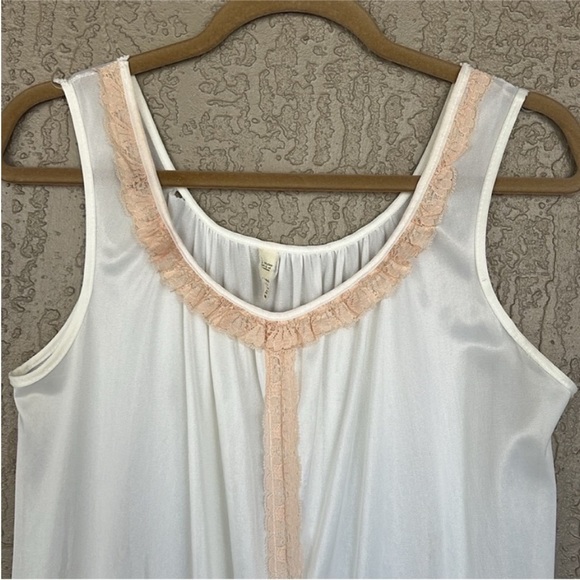 Vintage Lace Embroidered Nightgown & Robe Set White Nylon Made USA Large - Picture 5 of 14